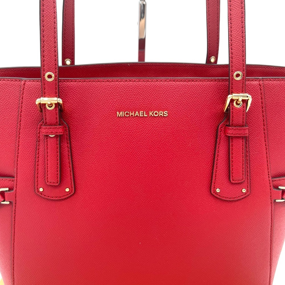 Michael Kors Voyager Tote Bag - Picture 11 of 12